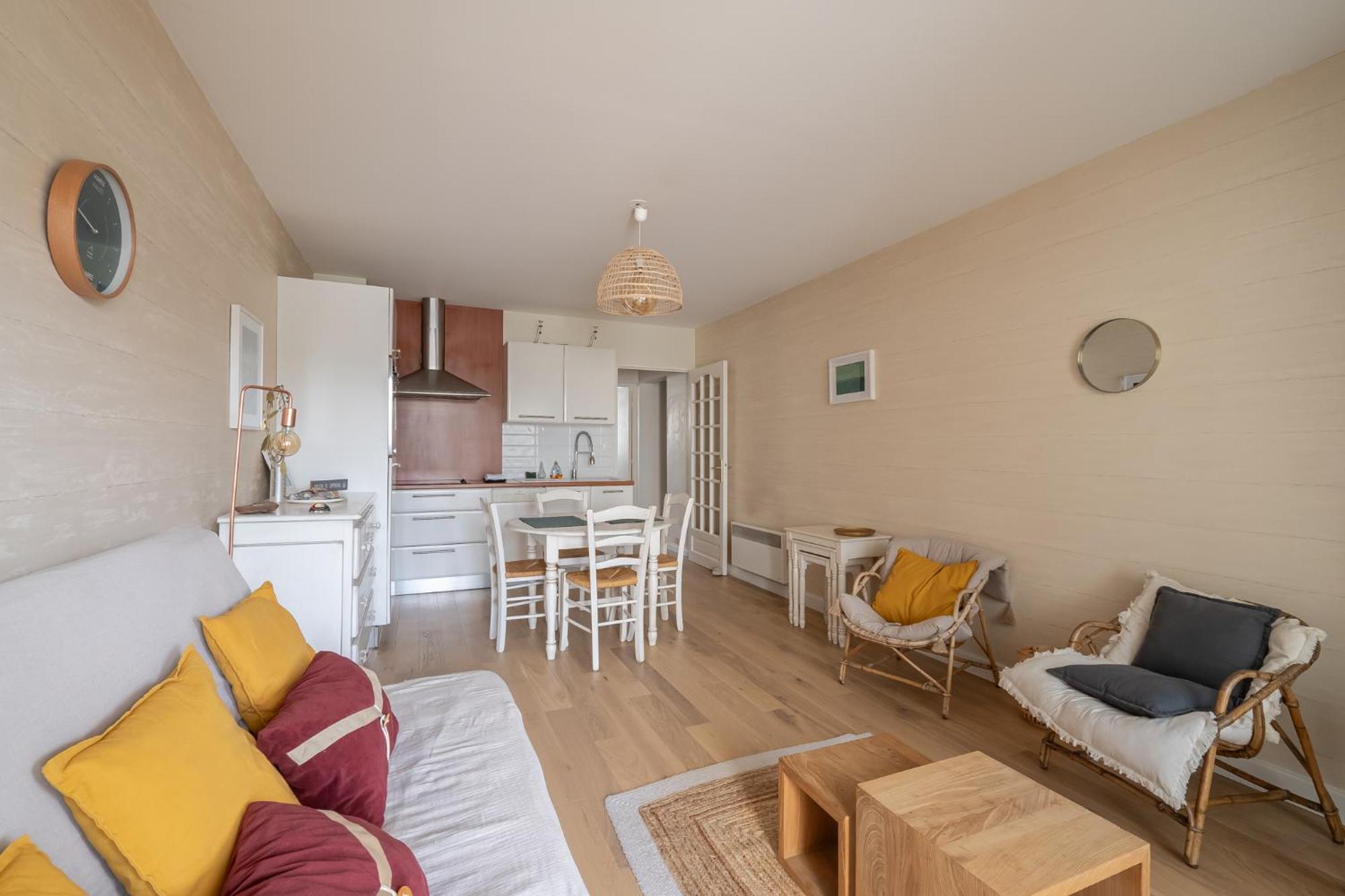 Agreable Appartement Et Terrasse A 2 Pas De La Mer Wimereux Exterior foto